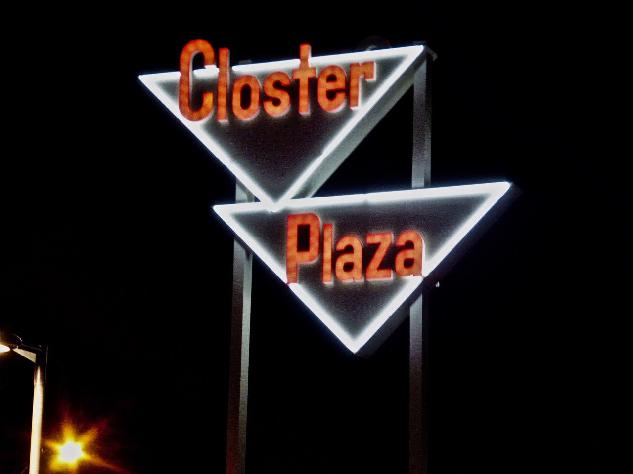 1b-closter-plaza